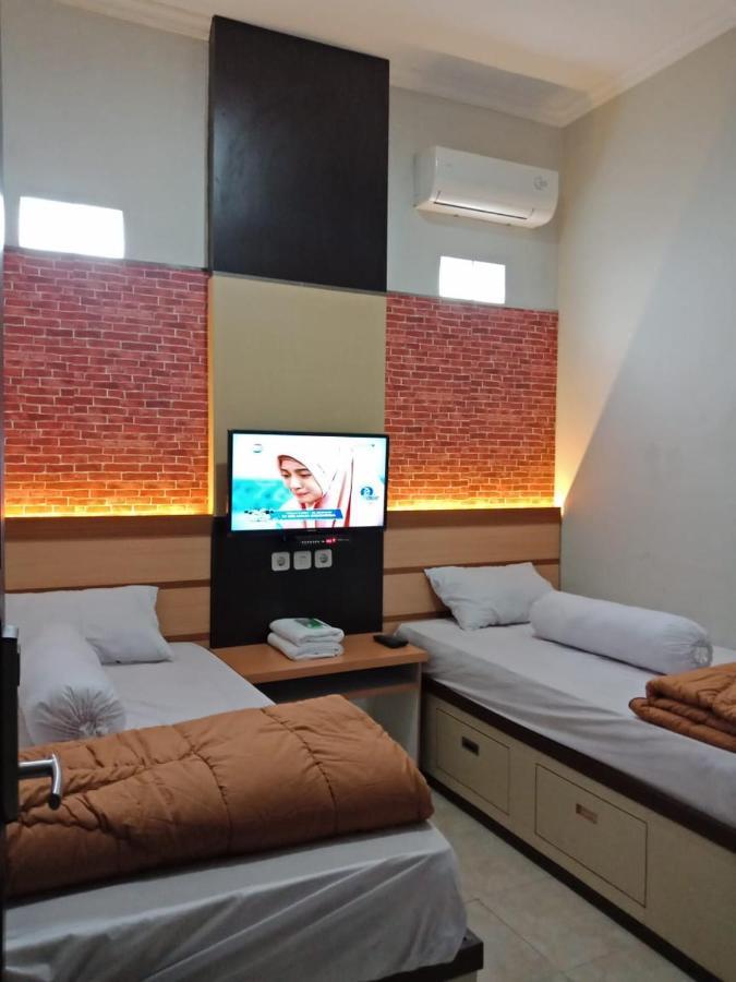 Amaya Guest House Syariah Alastuwo Exterior foto